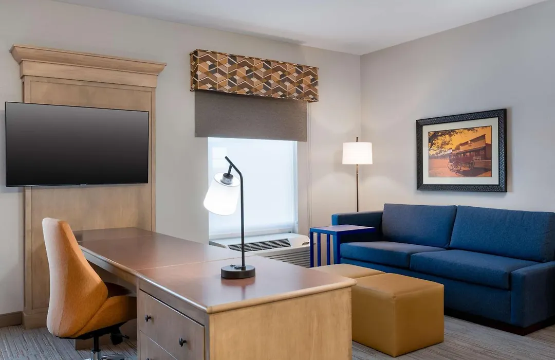 Hampton Inn & Suites By Hilton Dodge City Boot Hill Casino-1